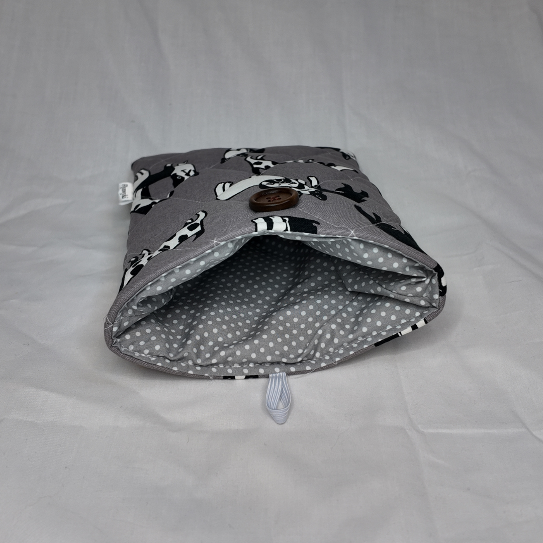 Medium Boxer Dog Book Sleeve