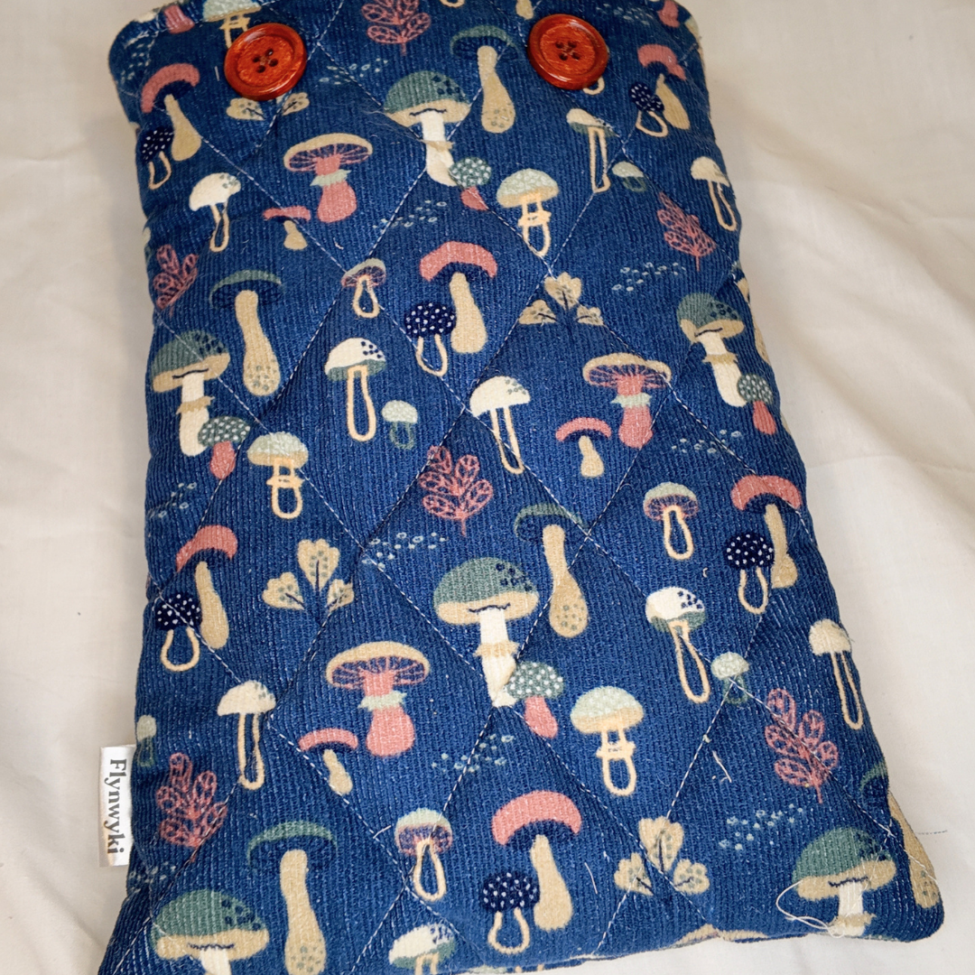 Large Bello Corduroy Book Sleeve