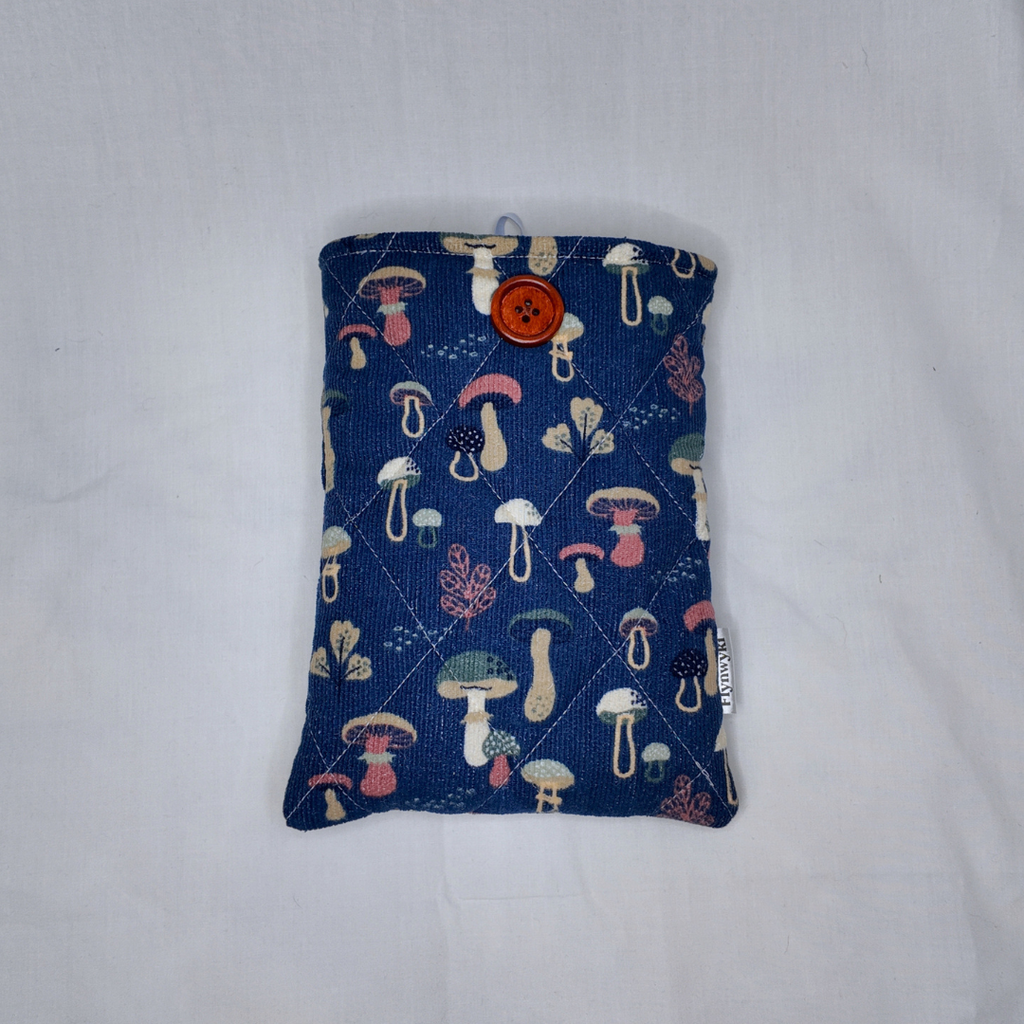 Small Bello Corduroy Book Sleeve
