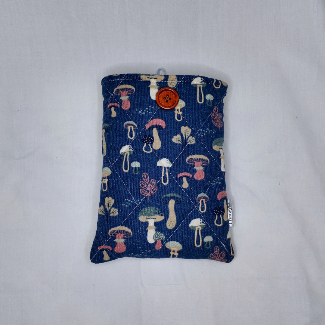 Small Bello Corduroy Book Sleeve
