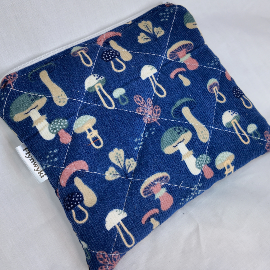 Medium Bello Corduroy Quilted Pouch