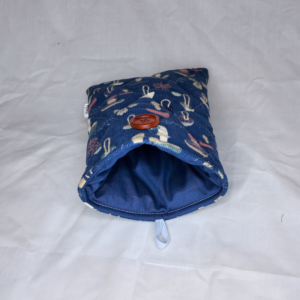 Small Bello Corduroy Book Sleeve